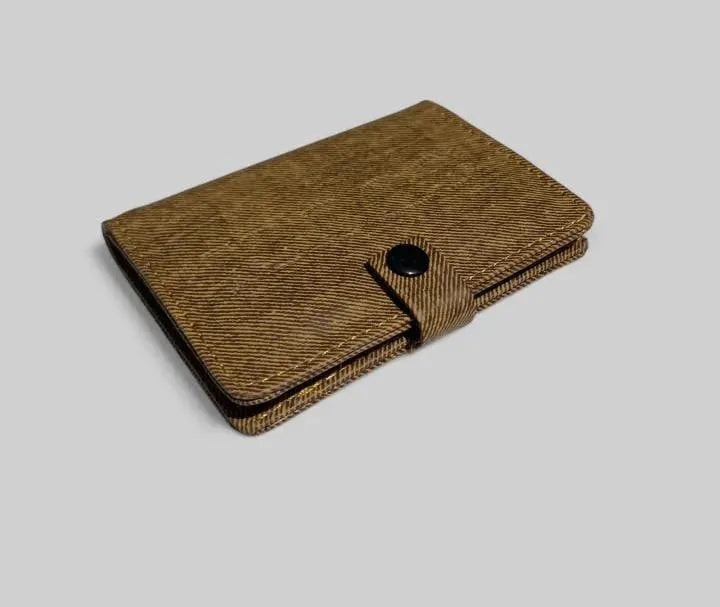 Men's Textured Card Holder Wallet – Slim & Compact